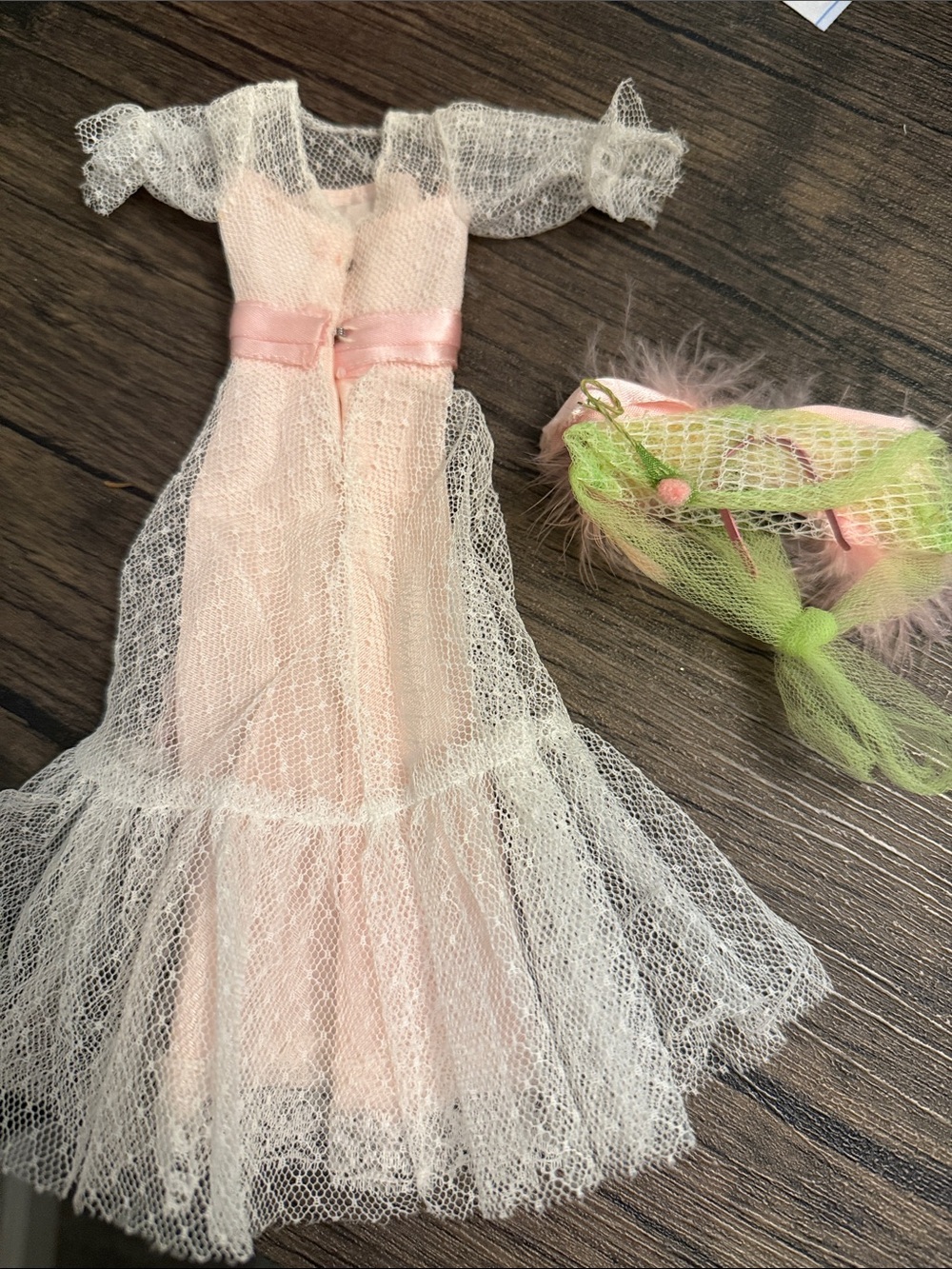 Vintage 1960’s Truly Scrumptious Barbie doll dress, from chitty chitty bang bang - Picture 2 of 2